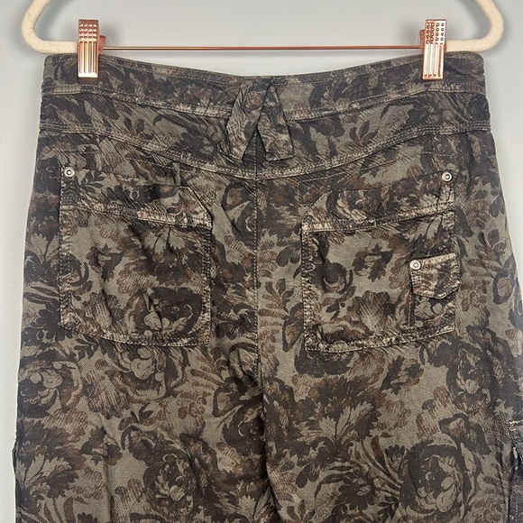Anthropologie Marrakech twill floral camo cargo pants women’s size 28 - Picture 12 of 14
